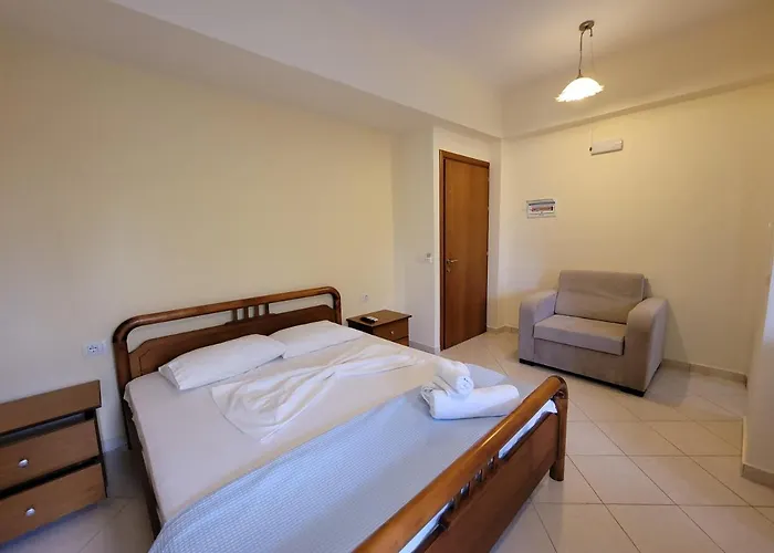 Mihasi Hotel 3*